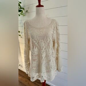 NWT! EXPRESS CREAM LACE SHEER TOP. SIZE: LARGE